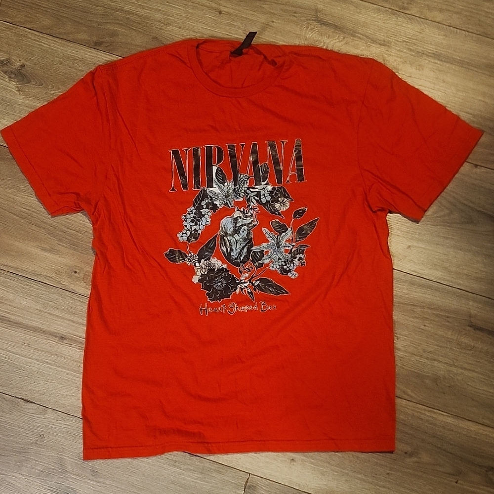 NIRVANA Bold Red Graphic Tee - M